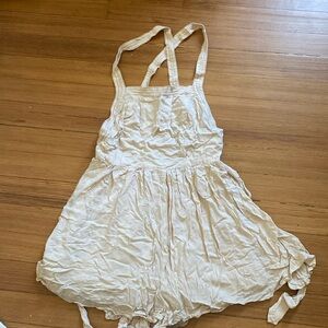 Romper open back cross straps KIMCHI BLUE URBAN OUTFITTERS